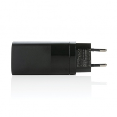 Logotrade Logogeschenke das Foto: Philips 65W Ultra-Schnell-PD 3-Port-USB-Wandladegerät