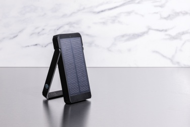 Logotrade Werbegeschenke das Foto: Skywave 10000mAh Solarpowerbank aus RCS recycelt. Kunststoff