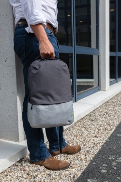 Logotrade werbemittel das Foto: Duo Color RPET 15.6" RFID Laptop-Rucksack, PVC-frei