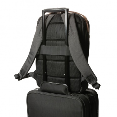 Logotrade Werbegeschenke das Foto: Impact AWARE™ 300D Two-Tone Deluxe 15.6" Laptop-Rucksack