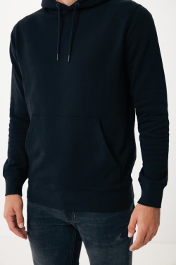 Logotrade Werbegeschenke das Foto: Iqoniq Rila Lightweight Hoodie aus recycelter Baumwolle