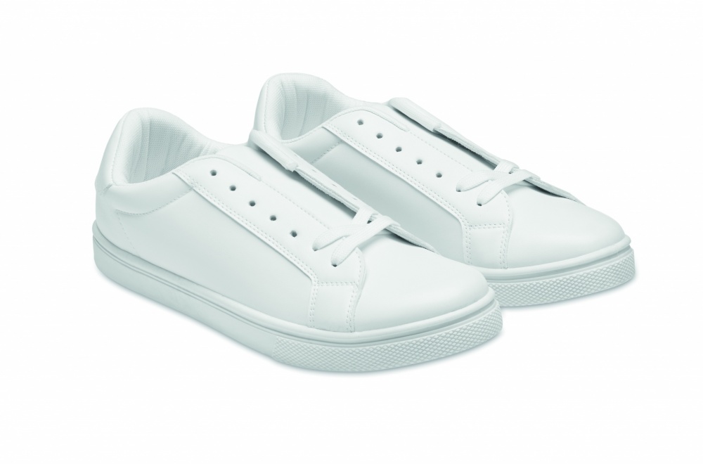 : Sneakers aus PU 46