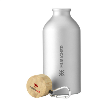 Logotrade Geschäftsgeschenke das Foto: AluBamboo GRS Recycled Alu 500 ml Wasserflasche