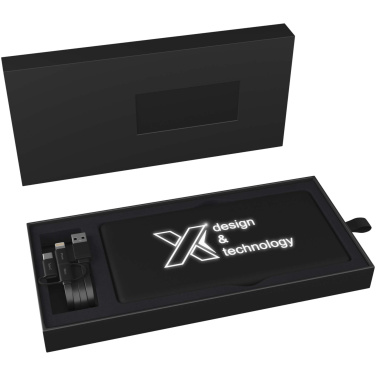 Logotrade Firmengeschenke das Foto: SCX.design P30 8000 mAh Solar Powerbank mit Leuchtlogo