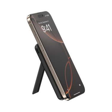 Logotrade Werbegeschenke das Foto: Urban Vitamin Redwood 5-in-1 5.000mAh 20W PD magn. Powerbank