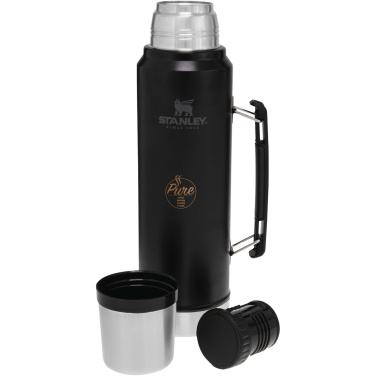 Logotrade werbemittel das Foto: Stanley 1000 ml Classic Legendary Isolierflasche