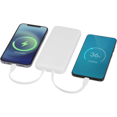 Logotrade Logogeschenke das Foto: Adhil 10 W 10.000 mAh Powerbank aus recyceltem Kunststoff mit 2 integrierten Kabeln