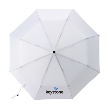 Logotrade Werbegeschenke das Foto: Michigan faltbarer RCS RPET-Regenschirm 21 Zoll