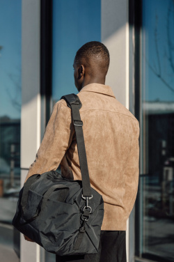 Logotrade Logogeschenke das Foto: KENTO URBAN Weekender aus RCS recyceltem nylon