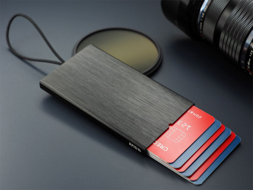 Logotrade advertising products photo of: RFID credit and business card holder 126615500