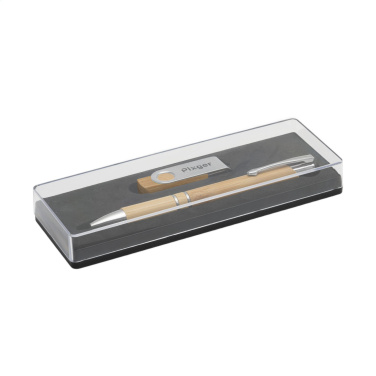 Logotrade corporate gift image of: Bamboo Connect Giftset 8 GB