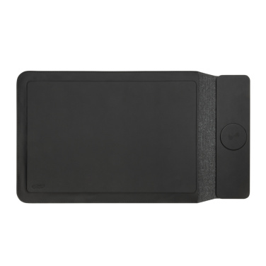 Logotrade promotional merchandise picture of: Swiss Peak 15W magnetic charging laptop sleeve 14-15,6"