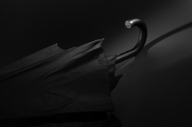 Logo trade advertising product photo of: Swiss Peak Vero Aware™ RPET 25” umbrella w luxe handle
