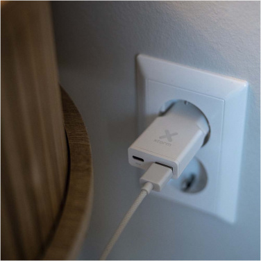 Logo trade promotional products image of: Xtorm XG2SL033 Go2 SlimLine 33W charger
