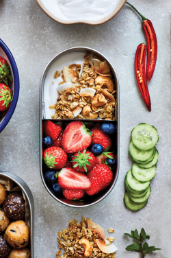 Logotrade promotional giveaways photo of: Black+Blum Stainless Steel Double Bento Box