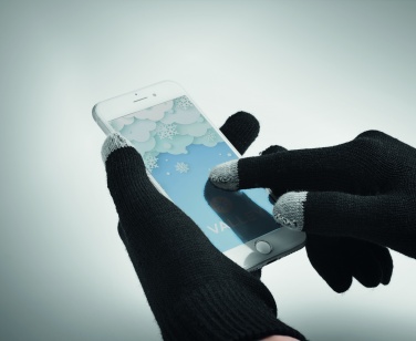 Logo trade reklaamkingituse pilt: Talvekomplekt taaskasutatud materjalist, kindad, müts ja sall