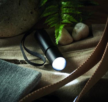 Logo trade meene pilt: ALUMINATE alumiiniumist laetav taskulamp