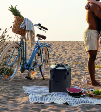 Logo trade firmakingid foto: COLDI külmakott-seljakott 600D RPET-ist