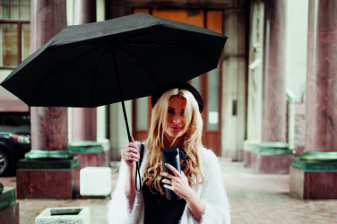 Logotrade ärikingitused pilt: HITHERE kinkekomplekt termospudeli ja vihmavarjuga