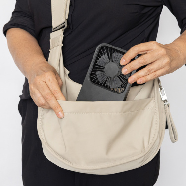 Logotrade firmakingi foto: Aervina RCS taaskasutatud plastist laetav lauaventilaator