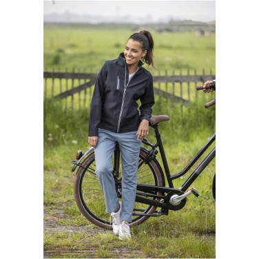 Logotrade ärikingi foto: Orion naiste GRS taaskasutatud softshell-jope