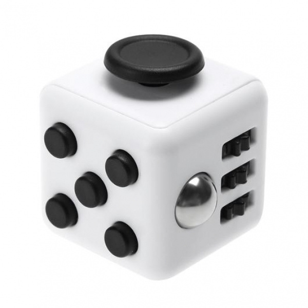 Logo trade mainoslahjat ja liikelahjat kuva: Fidget Cube