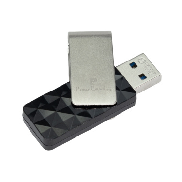 Logotrade firminės dovanos nuotrauka: PENDRIVE PIERRE CARDIN USB 32GB