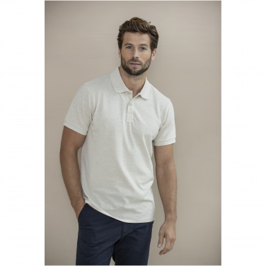 Logotrade ziemassvētku dāvanas foto: Smaragda unisex Aware™ polo ar īsām piedurknēm