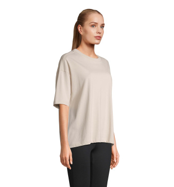 Logotrade korporatīvās dāvanas foto: BOXY WOMEN OVERSIZE T-KREKLS