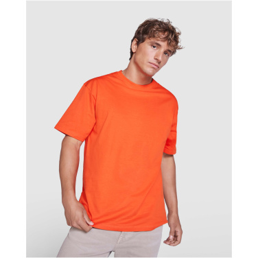 Logotrade dāvanas foto: Bull liela izmēra unisex t-krekls ar īsām piedurknēm