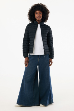 Logotrade Ideja dāvanas foto: IQONIQ Maiko sieviešu pārstrādāta poliestera polsterēta jaka