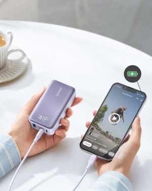 Logotrade dāvanas foto: Anker Powerbank PowerCore 10.000mAh 30W ārējais akumulators