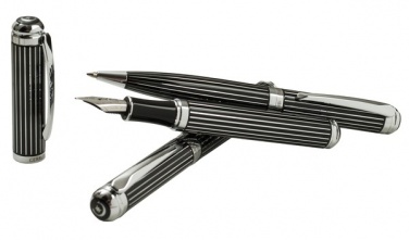 Лого трейд бизнес-подарки фото: Fountain pen Symbolic