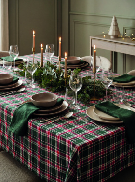 Лого трейд бизнес-подарки фото: Chequer cotton tablecloth set