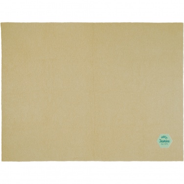 : Suzy 150 x 120 cm stickad filt i GRS-polyester