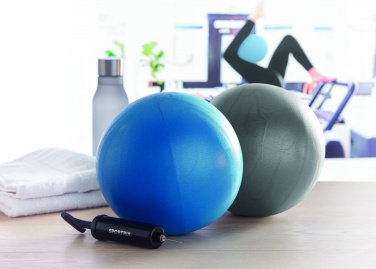 : Liten pilatesboll med pump