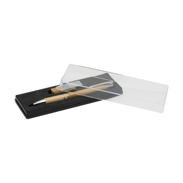 Logotrade kampanjprodukter bild: Bamboo Connect Giftset 8 GB