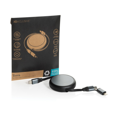 Logotrade presentreklam bild: Terra RCS återvunnen aluminium 240W utdragbar 2-i-1 kabel