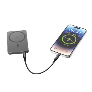 Logotrade presentreklam bild: Urban Vitamin Marin 5000mAh magnetisk 15W trådlös powerbank